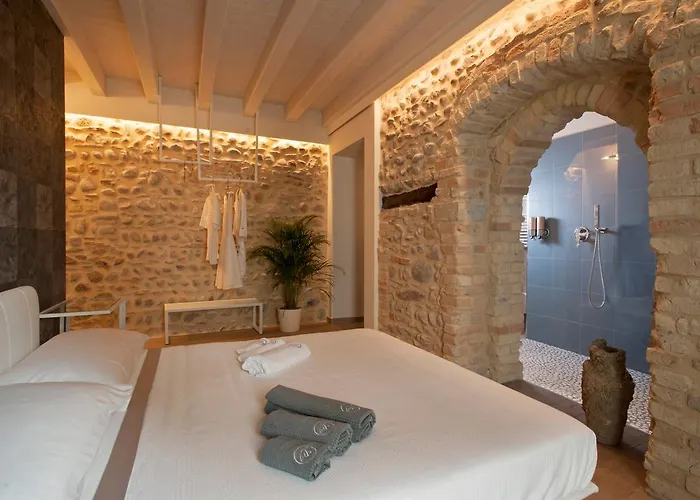 La Bellavita Del Garda Luxury B&B 산펠리체델바나코