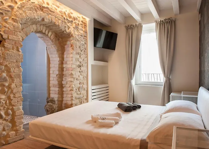 B&B La Bellavita Del Garda Luxury 산펠리체델바나코